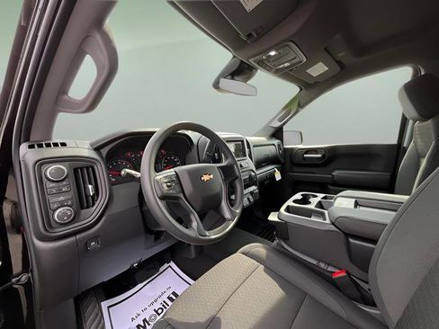 New 2026 Chevrolet Silverado 1500 Custom AWD/4WD image 15