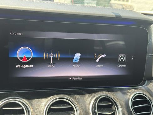 Used 2018 Mercedes-Benz E 63 AMG S image 37