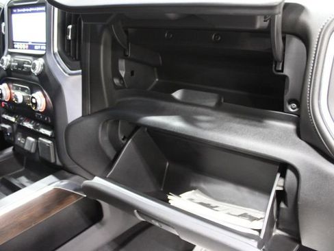 Used 2019 GMC Sierra 1500 SLT w/ SLT Premium Package image 29