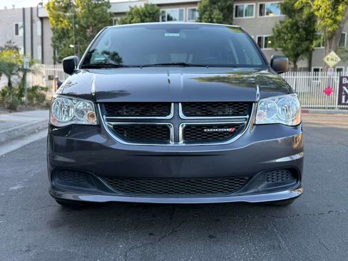 Used 2019 Dodge Grand Caravan SE image 13