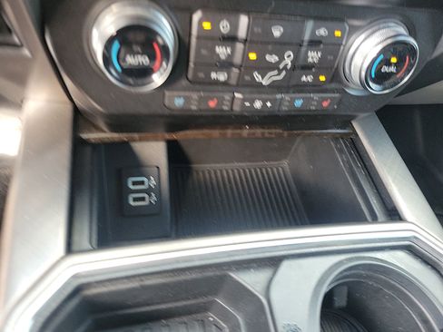 Used 2019 Ford F250 Limited w/ FX4 Off-Road Package image 32