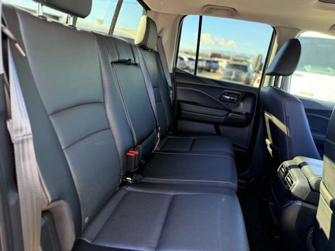 Used 2025 Honda Ridgeline RTL image 17