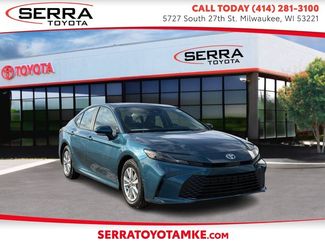 Used 2025 Toyota Camry LE video 1