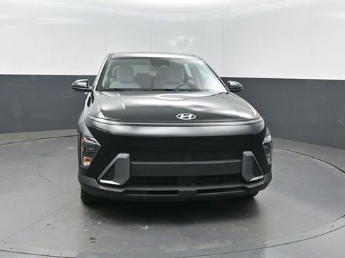 Used 2025 Hyundai Kona SE FWD image 35