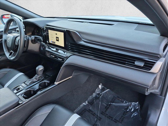 Certified 2025 Toyota Camry SE FWD image 21
