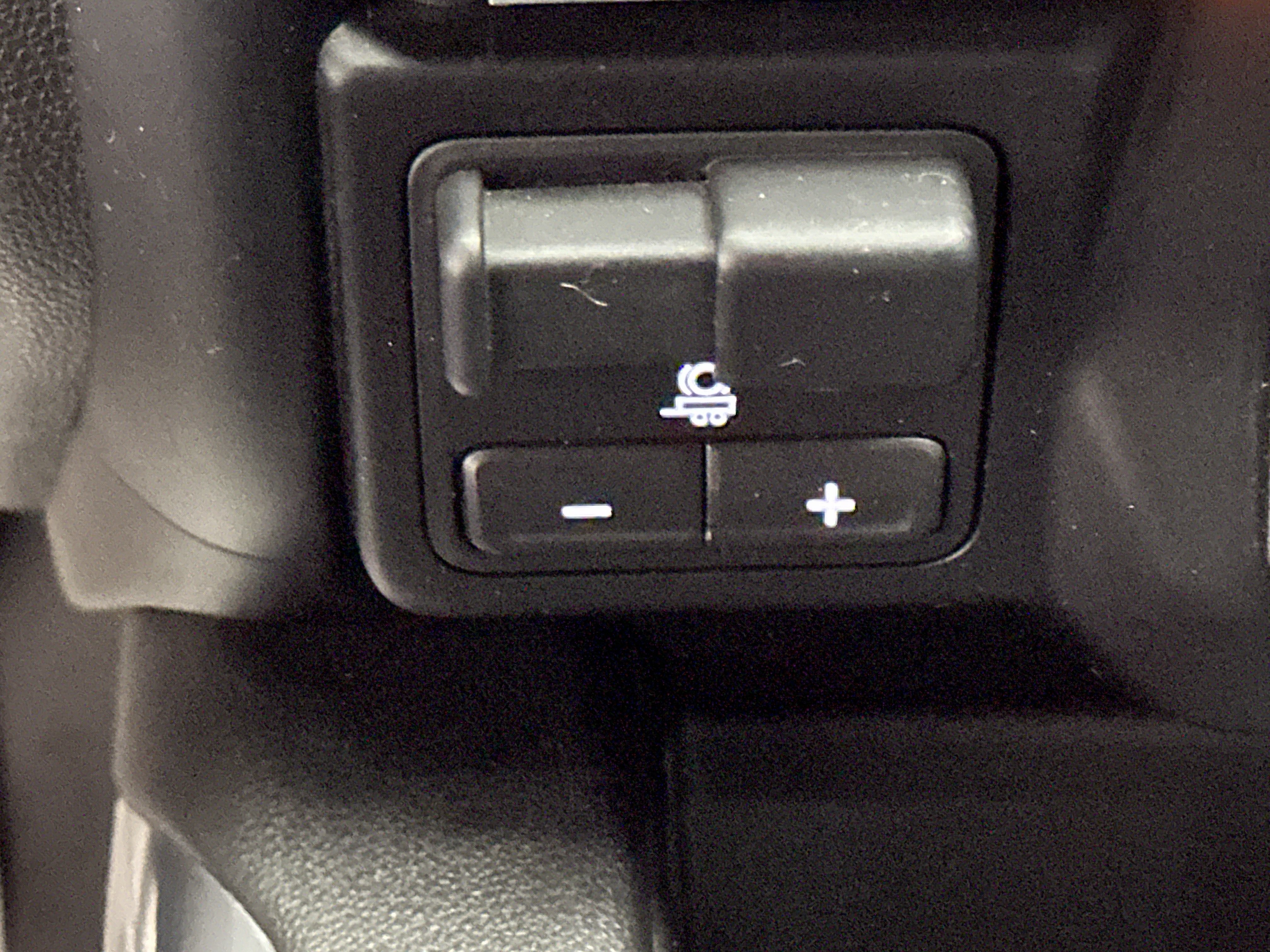 Used 2020 Chevrolet Silverado 1500 RST AWD/4WD image 37