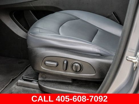 Used 2024 Buick Enclave Essence w/ Sport Touring Edition FWD image 51