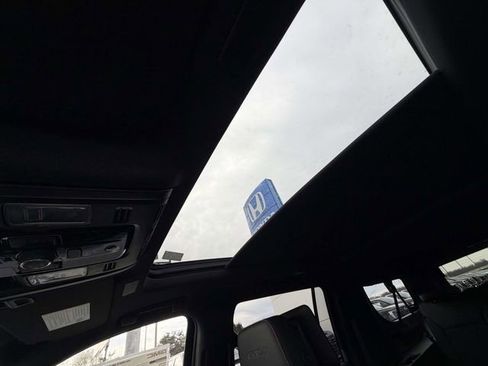 New 2026 GMC Yukon XL AT4 w/ AT4 Premium Plus Package image 19