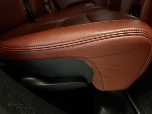 Used 2018 Jeep Grand Cherokee Trackhawk AWD/4WD image 41