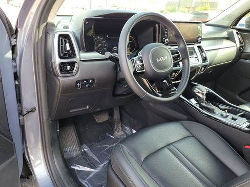 Used 2023 Kia Sorento SX AWD/4WD image 22
