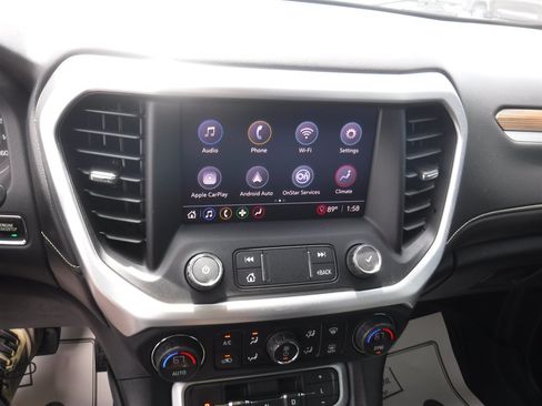 Used 2022 GMC Acadia SLE w/ LPO, Floor Liner Package FWD image 18