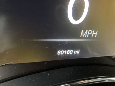 Used 2019 Jeep Grand Cherokee Altitude image 21