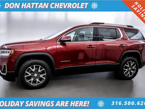 Used 2023 GMC Acadia SLE w/ Driver Convenience Package image 2