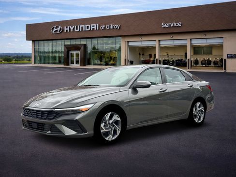 New 2026 Hyundai Elantra Limited FWD image 2