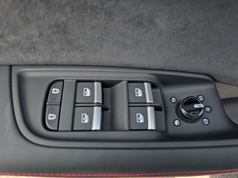 New 2026 Audi SQ8 Prestige AWD/4WD image 28