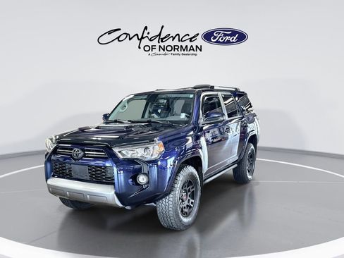 Used 2024 Toyota 4Runner TRD Off-Road Premium w/ Moonroof Package AWD/4WD image 3