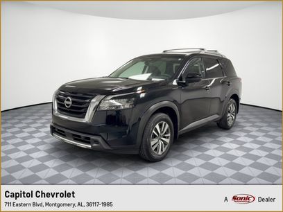 Used 2024 Nissan Pathfinder SL