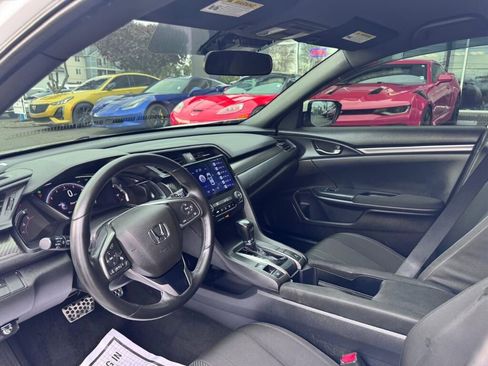 Used 2019 Honda Civic Sport image 9