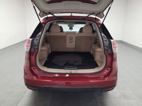 Used 2016 Nissan Rogue S w/ Appearance Package image 29