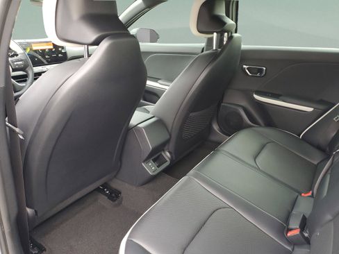 New 2026 Kia K4 GT-Line FWD image 5