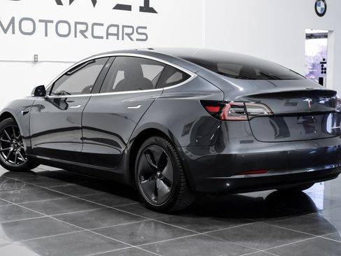 Used 2018 Tesla Model 3 Long Range image 18