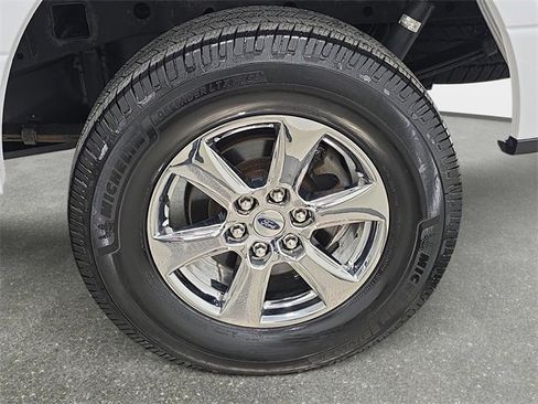 Used 2018 Ford F150 XLT w/ Equipment Group 302A Luxury image 32