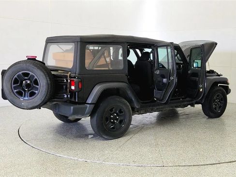 Used 2022 Jeep Wrangler Unlimited Sport AWD/4WD image 13