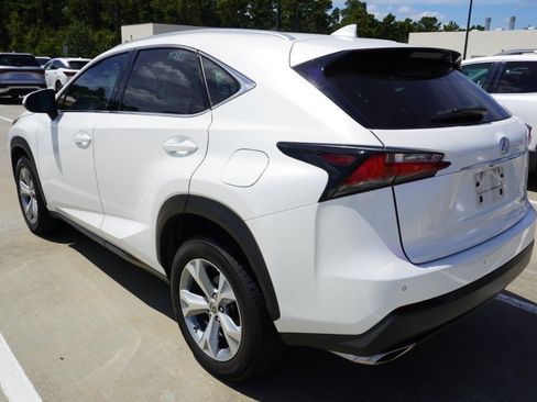 Used 2017 Lexus NX 200t FWD w/ Premium Package image 10