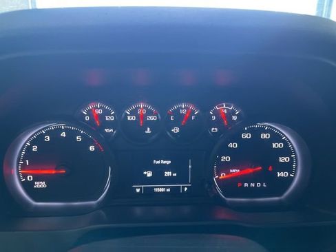 Used 2020 Chevrolet Silverado 1500 Custom w/ Custom Value Package image 15