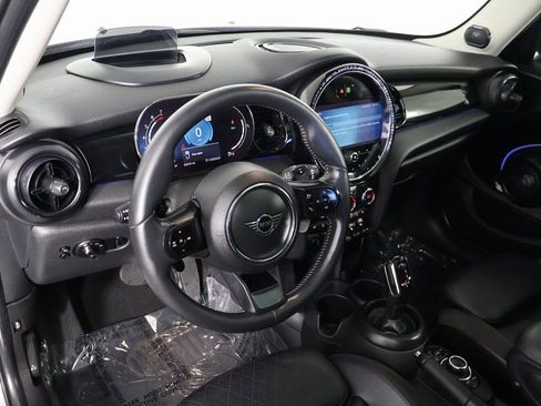 Used 2022 MINI Cooper S image 7