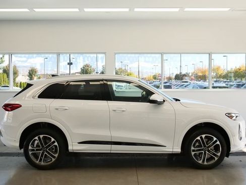 New 2025 Audi Q5 Premium image 7
