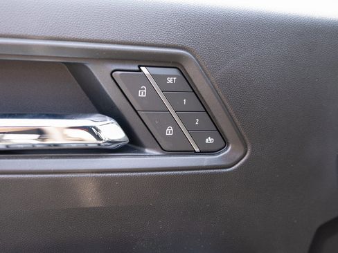 New 2025 Chevrolet Colorado Z71 w/ Z71 Convenience Package 2 image 18