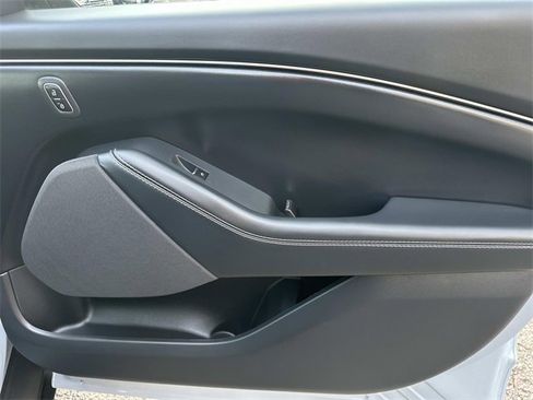 Used 2024 Ford Mustang Mach-E Select w/ Comfort Package Lite image 27