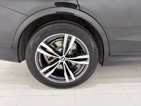 Used 2025 BMW X7 xDrive40i w/ Executive Package image 49