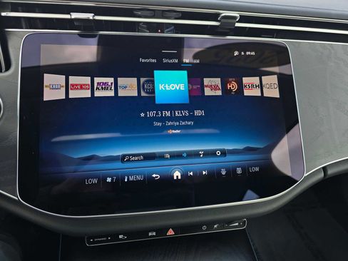 Used 2025 Mercedes-Benz E 450 4MATIC All-Terrain Wagon image 27