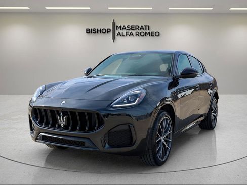 New 2026 Maserati Grecale Modena image 3