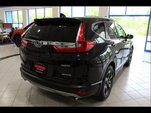 Used 2018 Honda CR-V Touring image 5