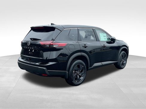 New 2026 Nissan Rogue SV FWD image 7