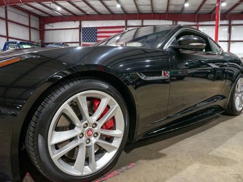 Used 2017 Jaguar F-TYPE S AWD/4WD image 39
