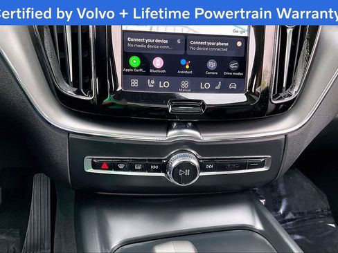 Certified 2025 Volvo XC60 B5 Core image 41