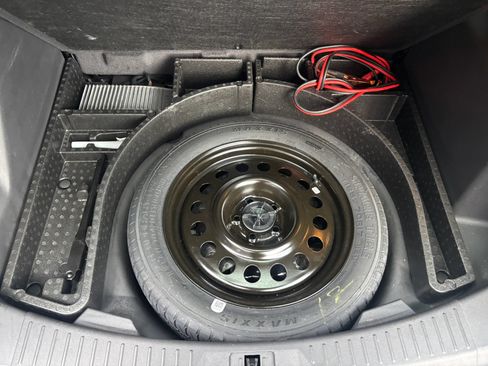 Used 2016 Ford Escape Titanium w/ Equipment Group 301A FWD image 29