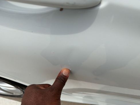 Used 2015 Chrysler 200 S FWD image 22