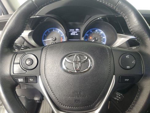 Used 2015 Toyota Corolla LE image 22
