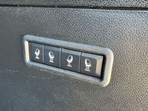 Used 2024 Jeep Wagoneer Series III image 20