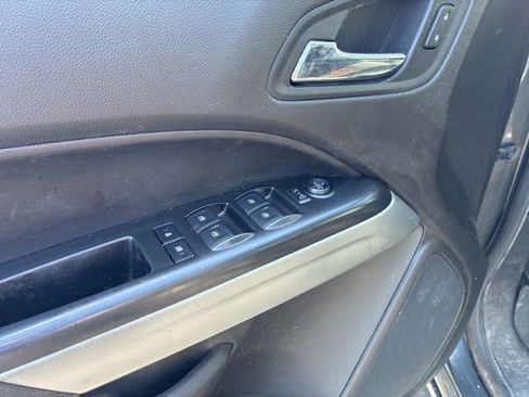 Used 2016 Chevrolet Colorado LT w/ Luxury Package, Chrome RWD image 10