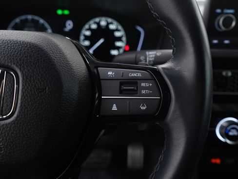 Used 2024 Honda Civic Sport image 24