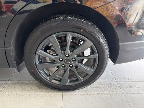 Used 2022 Chevrolet Equinox RS w/ RS Leather Package AWD/4WD image 14