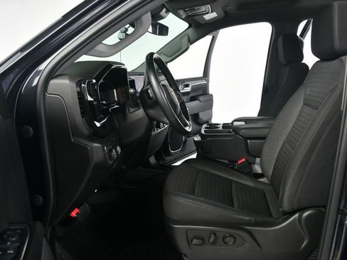 Used 2023 Chevrolet Silverado 1500 LT AWD/4WD image 32