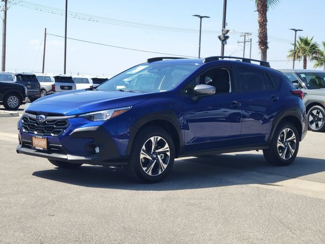 Used 2025 Subaru Crosstrek 2.5i Premium AWD/4WD image 2