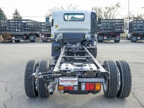 New 2025 Chevrolet Low Cab Forward 5500XG RWD image 4